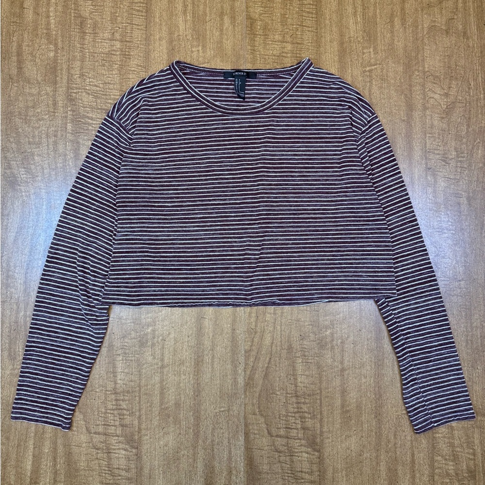 Forever 21 Maroon & White Fine-Line Striped Long Sleeve Crop Top Women’s Sz S